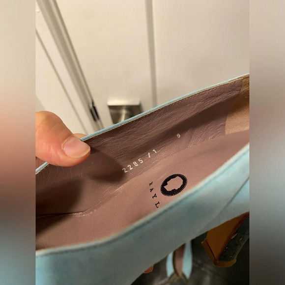 Maison Mayle suede printed blue pumps with turquoise details size 39 - Picture 2 of 9